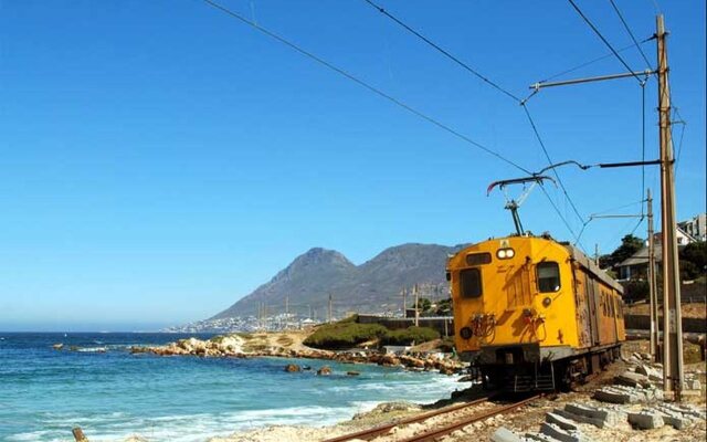 Simon's Town Quayside Hotel