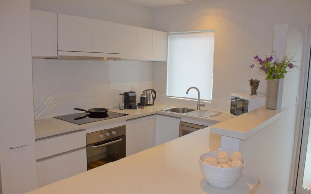 Townview 8