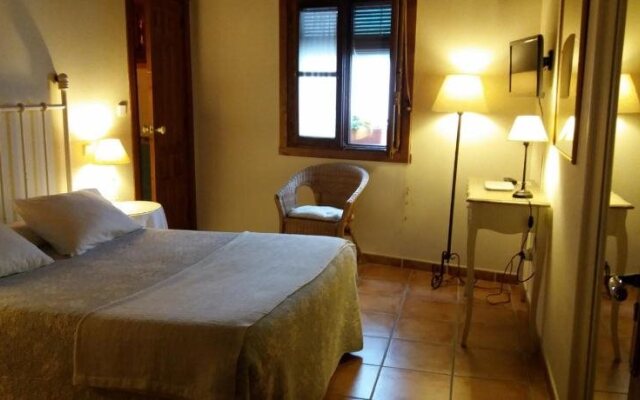 Hostal Rural Luna y Hostal Rural Lunaposada