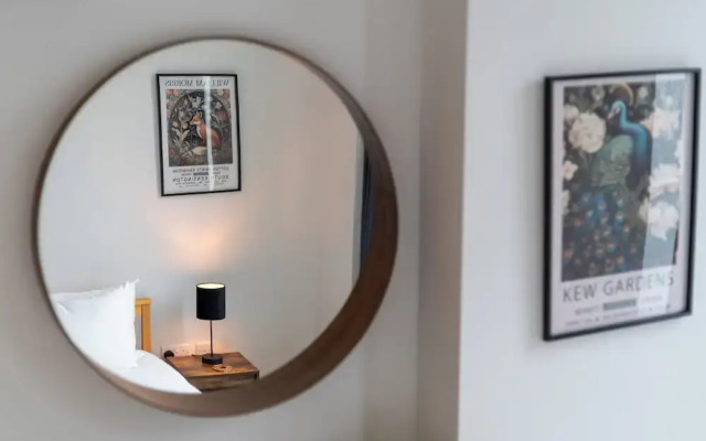 Chic & Stylish 2Bed in Heart of London