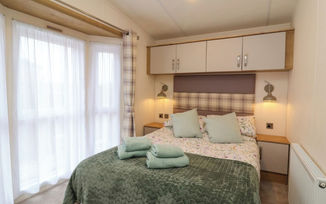 Kingfisher Lodge 36