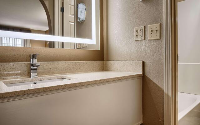 Best Western Catalina Inn