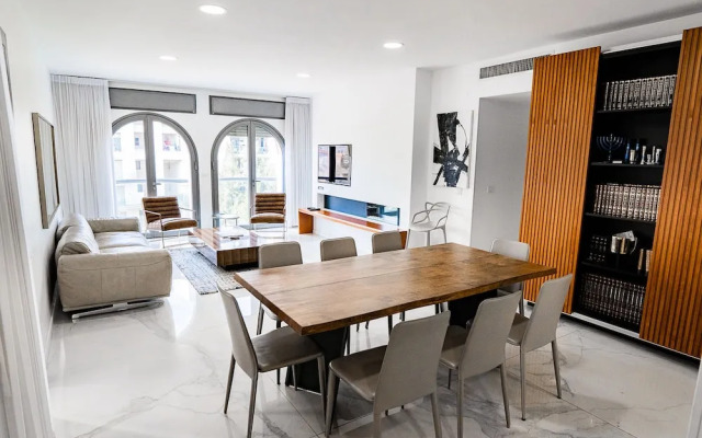 Harav Kuk Residence