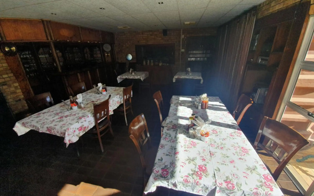 Leach Lodge
