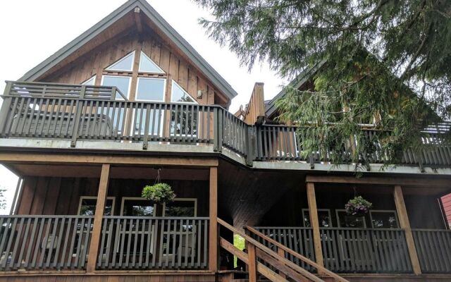 Wild Pacific Waterfront Cabins