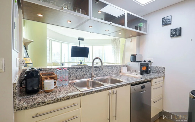 WelHome - Stylish Breathtaking 2BR Apartment in Marina