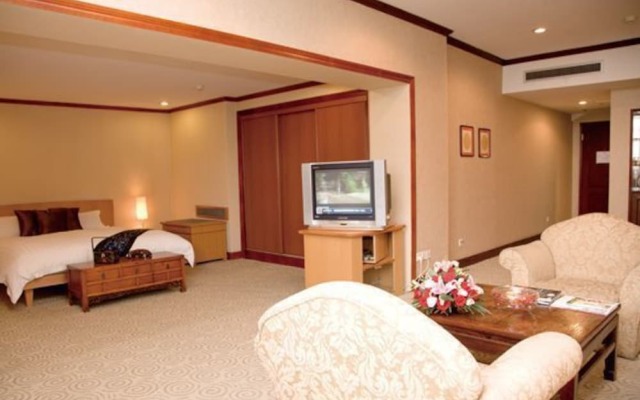 Tianjin Warner International Golf Club