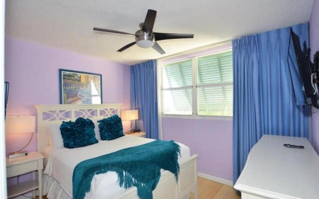 Sunrise Suites by TO