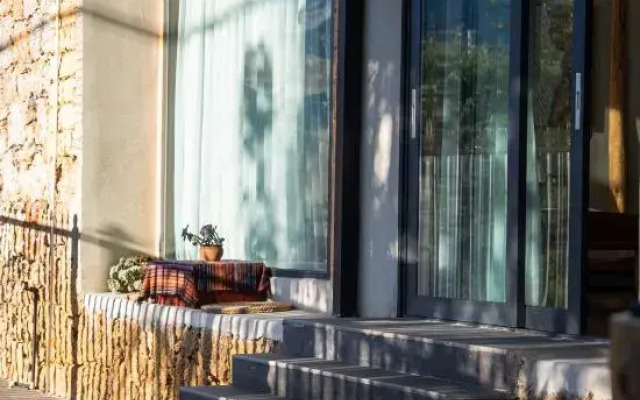 Baisha Qichi Mountain House