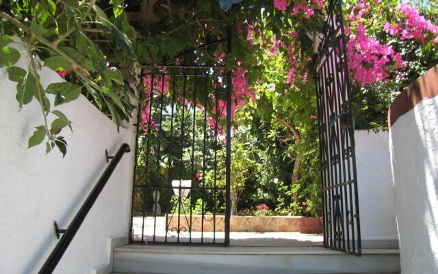 Eleftheria Lindian Studios I