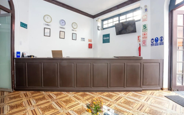 El Monarca Miraflores