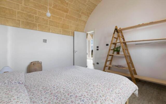 Villa Toffi by BarbarHouse