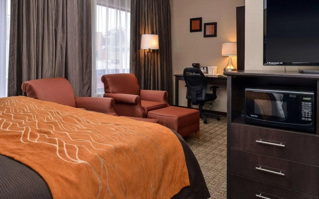 Comfort Inn Brampton