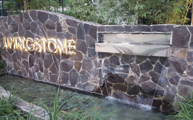Lower Penthouse Unit in Acqua Residences