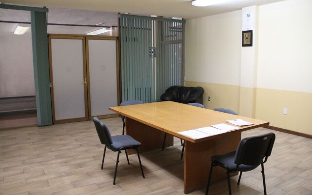 Hotel Parador Del Rio