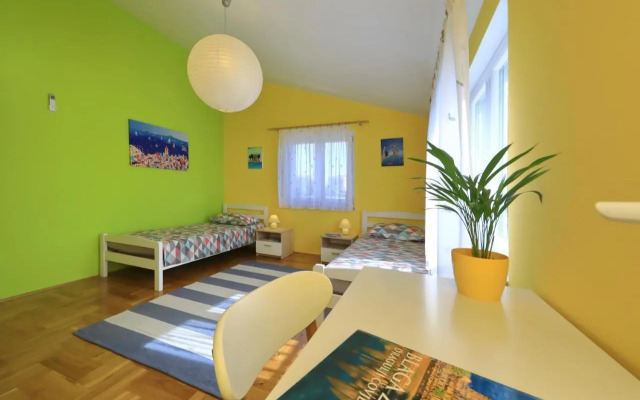 Vanda Land Penthouse
