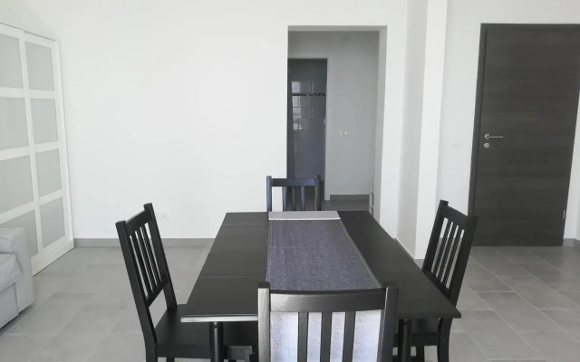 Villa Adagio Apartments