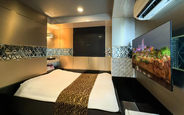 Hotel Amethyst
