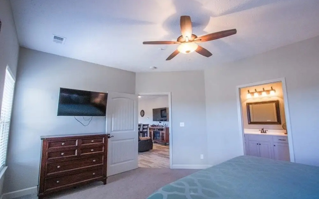 Top Tee A 3 Bedroom Condo