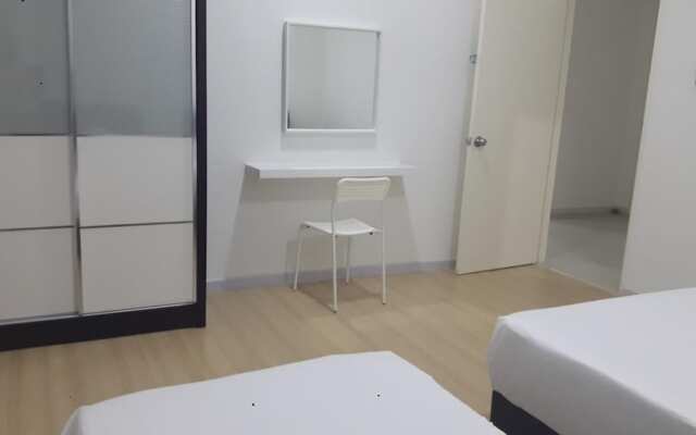 Taiping Lakeview Homestay