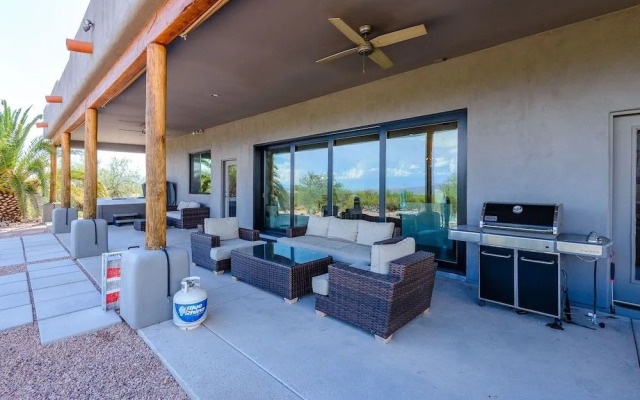 Casa Serenity 4 Bedroom Home by RedAwning