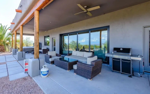 Casa Serenity 4 Bedroom Home by RedAwning