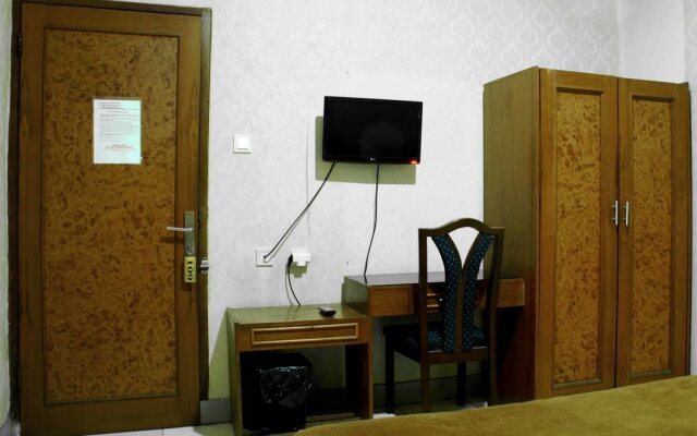 Hotel Sepuluh Lingkar Selatan