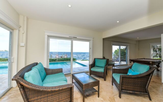 Bayfront Paradise