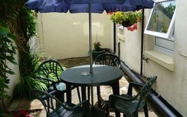 Sandy Bay Guest House