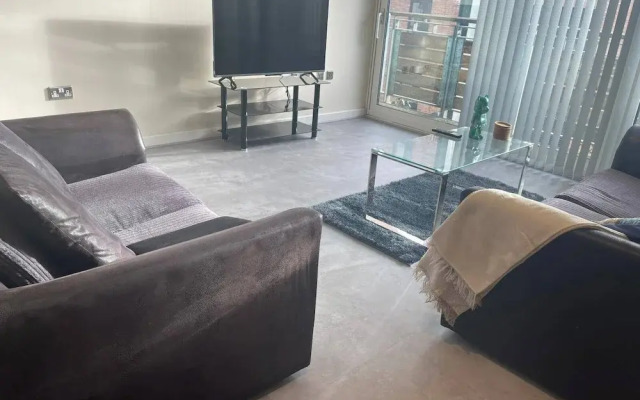 Birmingham City Apartment With 3 Bedrooms