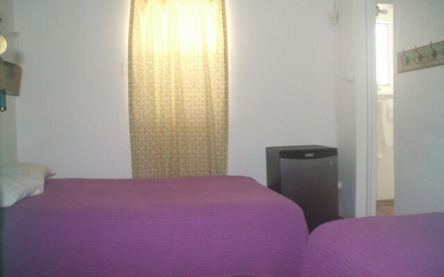 Trade Winds Guesthouse