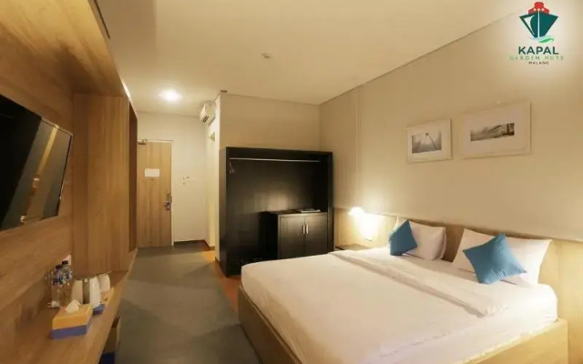 Kapal Garden Hotel by UMM