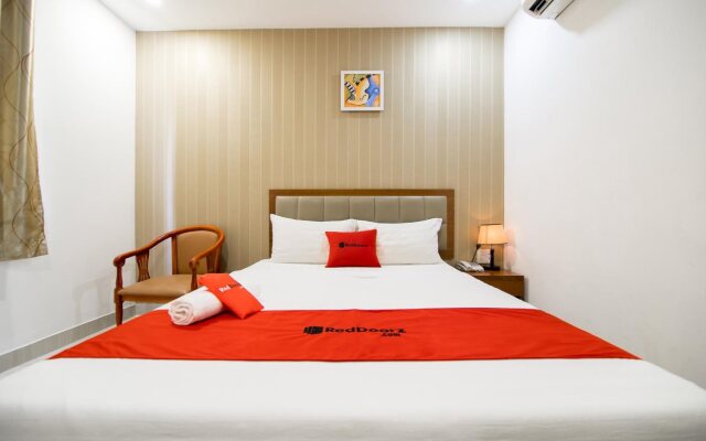 RedDoorz Plus @ Trung Son Residence