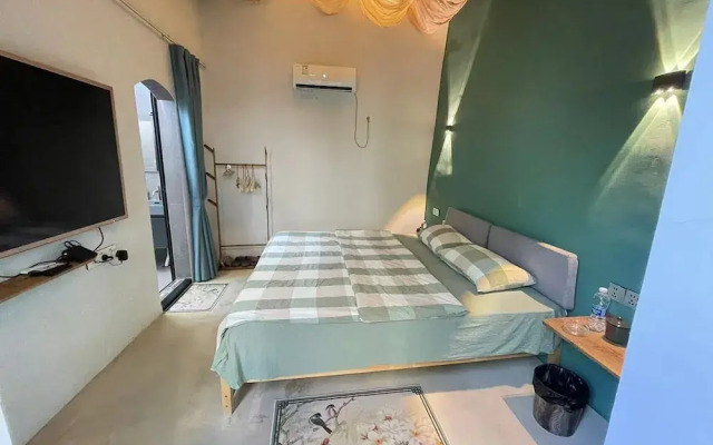 Serenity Courtyard Hotel