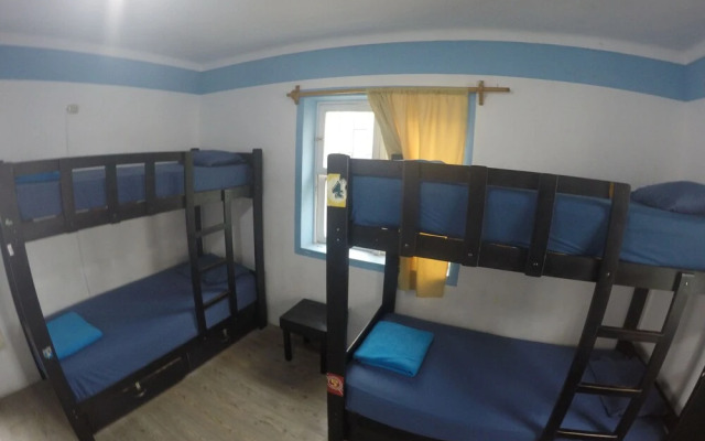 Klix HostelLima - Adults Only