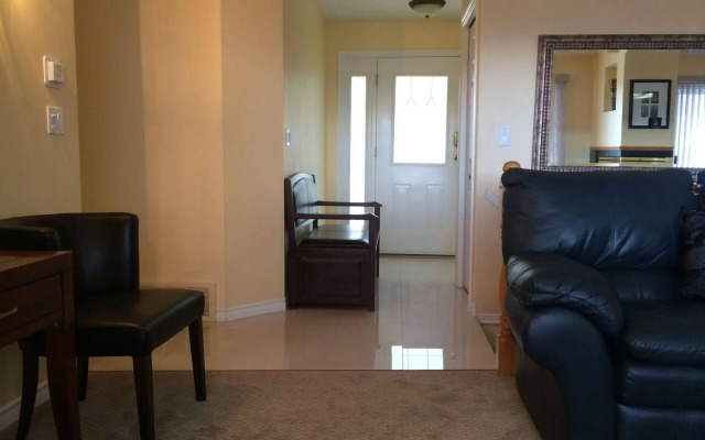 Acker Vacation Homes & Suites