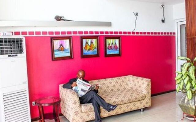 Maxlot Hotel
