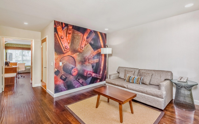 Hotel Indigo Anaheim by IHG
