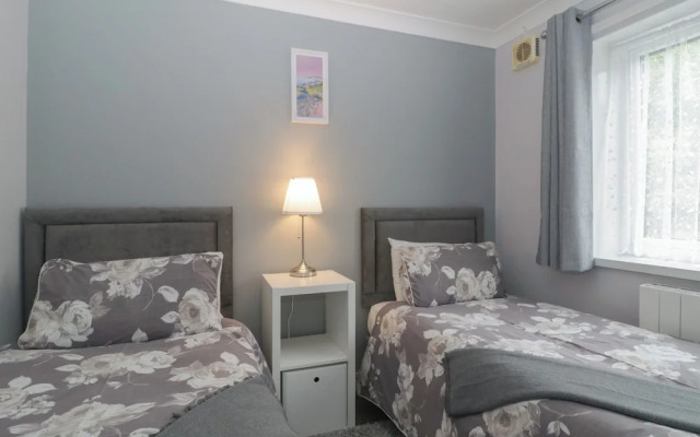 Flat 4, Big Tree Holiday Flats