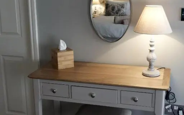 Franklins Apartments