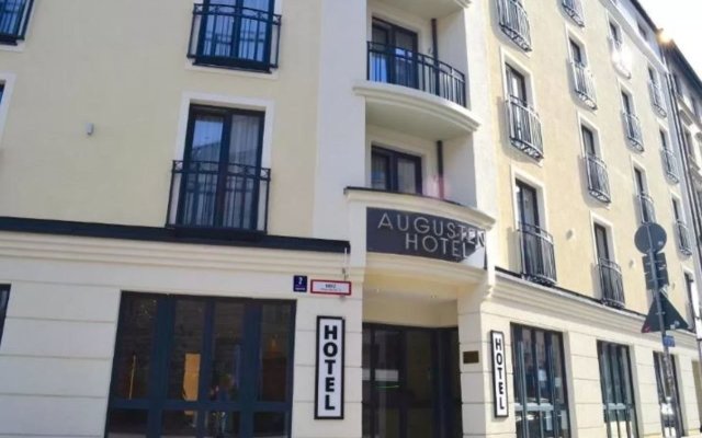 Augusten Hotel