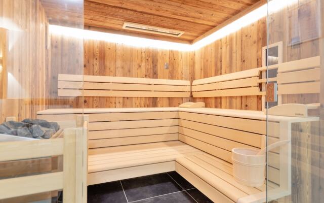 Luxurious Tauernlodge With Private Wellness Sauna