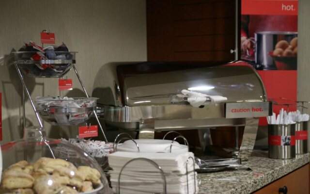 Hampton Inn & Suites Barrie