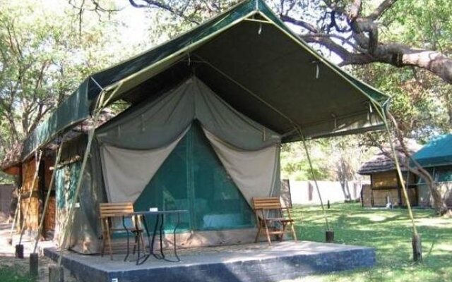 Ndhovu Safari Lodge - Campground