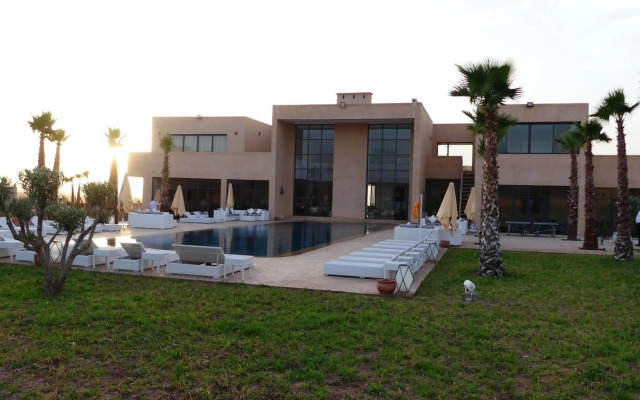 Sumahan Suites & Spa