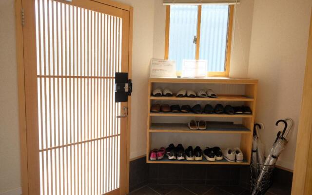 Osaka Guesthouse SAYURI TENGACHAYA Ekimae
