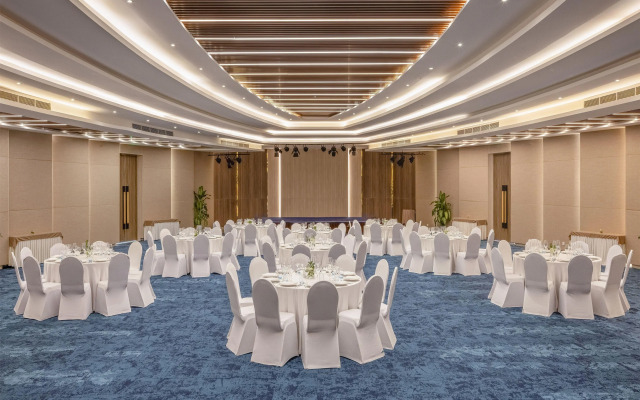 Melia Danang Beach Resort