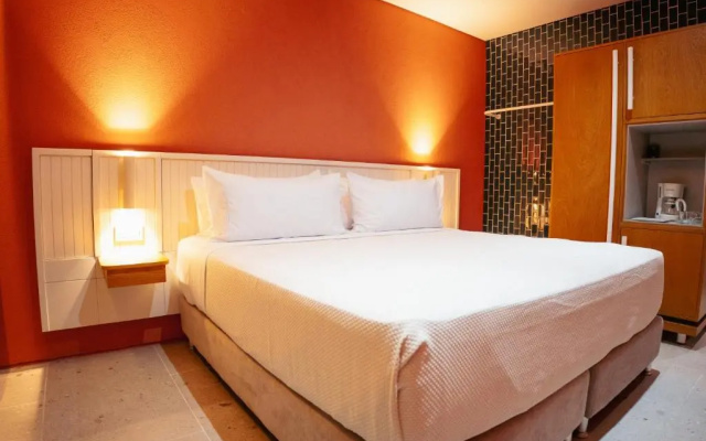 Zapadilly Tree Hotel