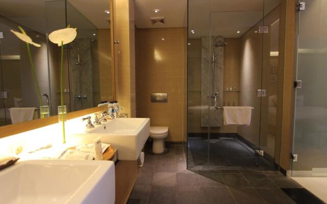 Ossotel Legian Bali