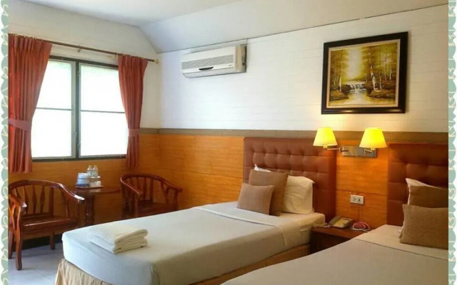 Lunar Hut Resort